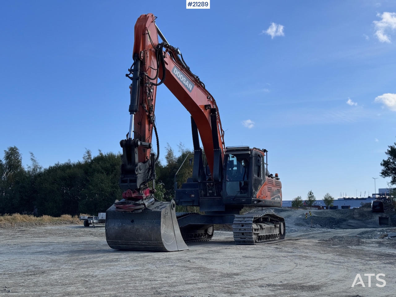 Doosan DX-300LC7 - Pelle sur chenille: photos 3 Doosan DX-300LC7 - Pelle sur chenille: photos 3