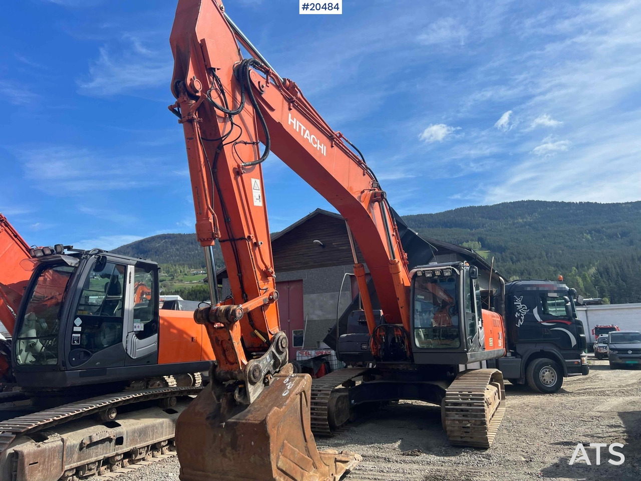 Hitachi ZX350LC-3 - Pelle: photos 2 Hitachi ZX350LC-3 - Pelle: photos 2