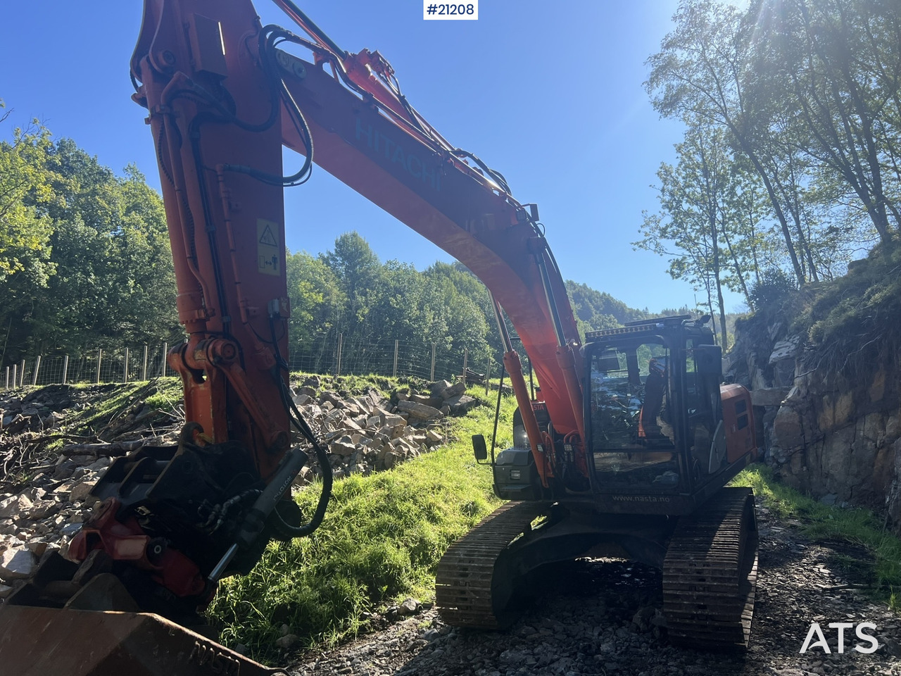 Hitachi zx190lc-5B gravemaskin m/ rototilt, pusseskuffe, graveskuffe og dyrkningsskuffe - Pelle sur chenille: photos 2 Hitachi zx190lc-5B gravemaskin m/ rototilt, pusseskuffe, graveskuffe og dyrkningsskuffe - Pelle sur chenille: photos 2