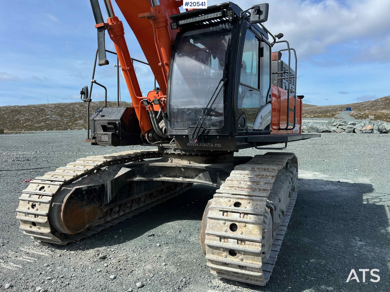 Pelle Hitachi zx530LCH-6 gravemaskin m/ graveskuffe. SE VIDEO: photos 35