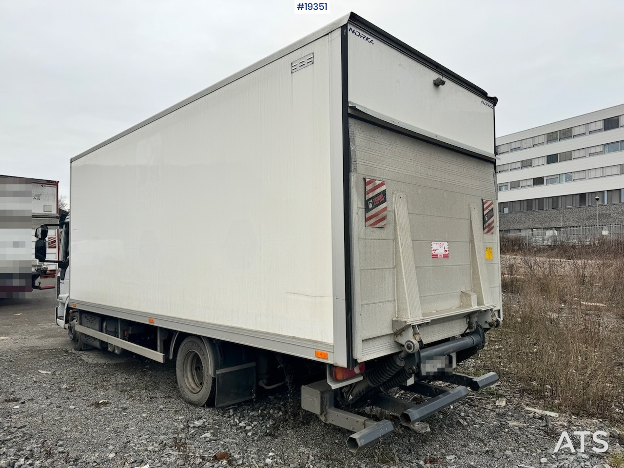 Iveco 75E - Camion fourgon: photos 5 Iveco 75E - Camion fourgon: photos 5