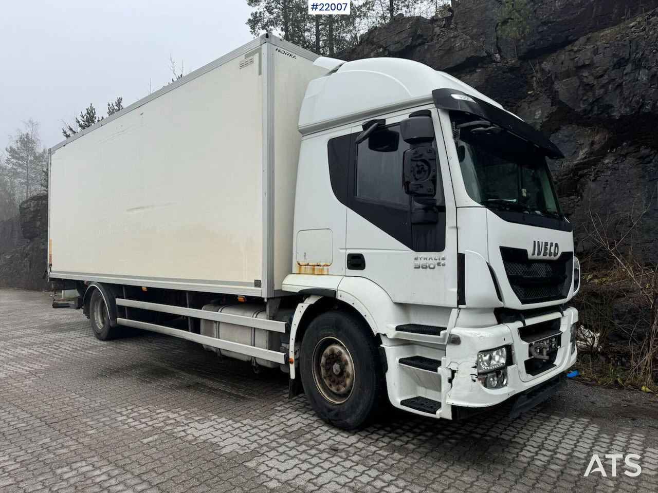 Iveco Stralis - Camion fourgon: photos 2 Iveco Stralis - Camion fourgon: photos 2