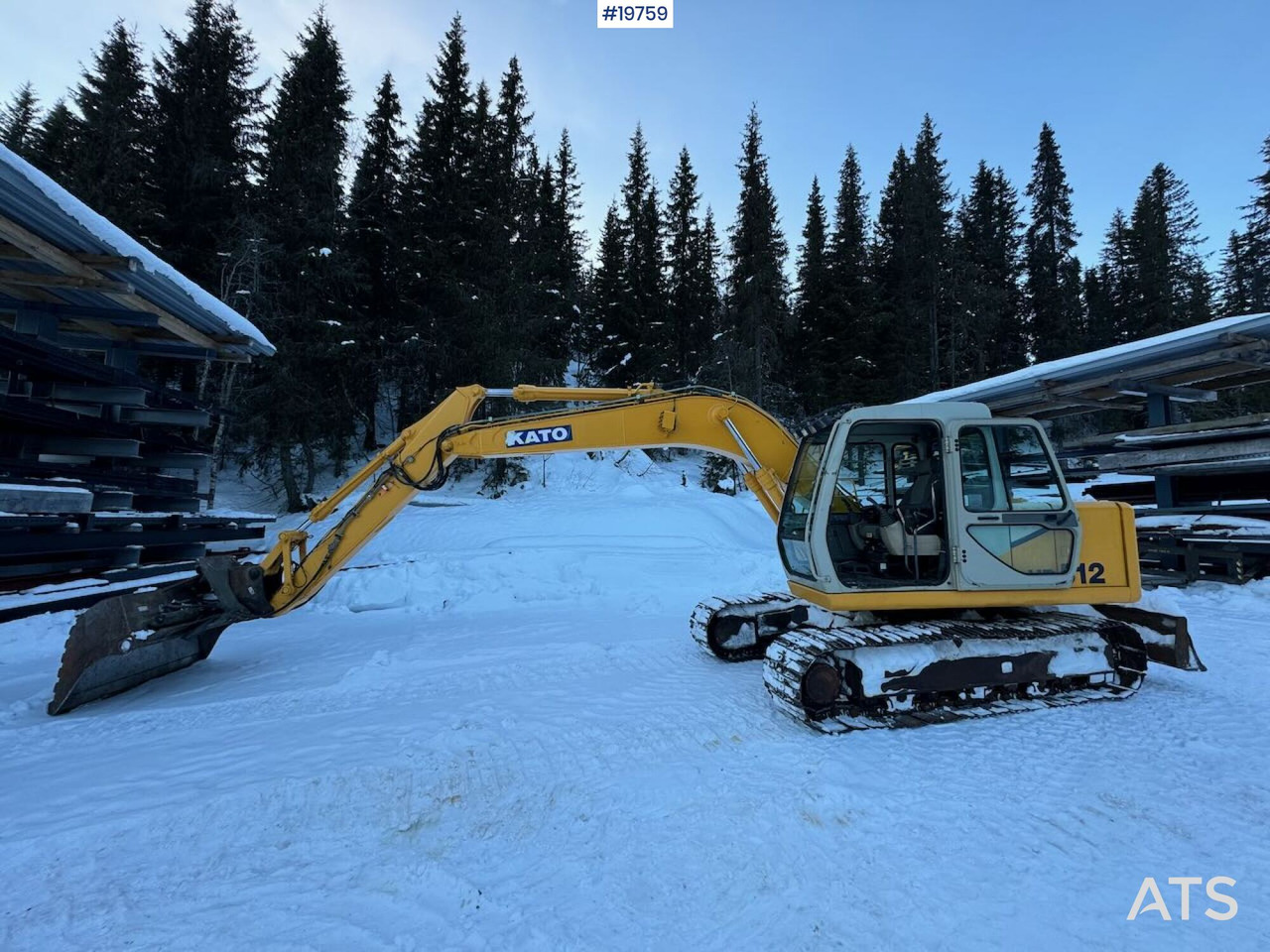 Kato HD512E - Pelle: photos 2 Kato HD512E - Pelle: photos 2