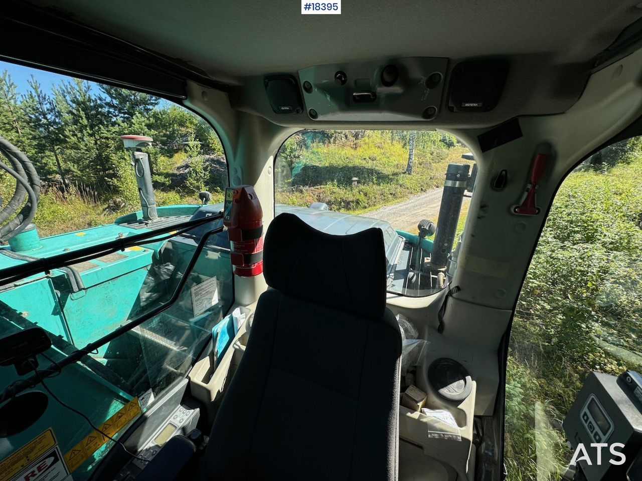 Kobelco SK140SRLC — crédit-bail Kobelco SK140SRLC: photos 40