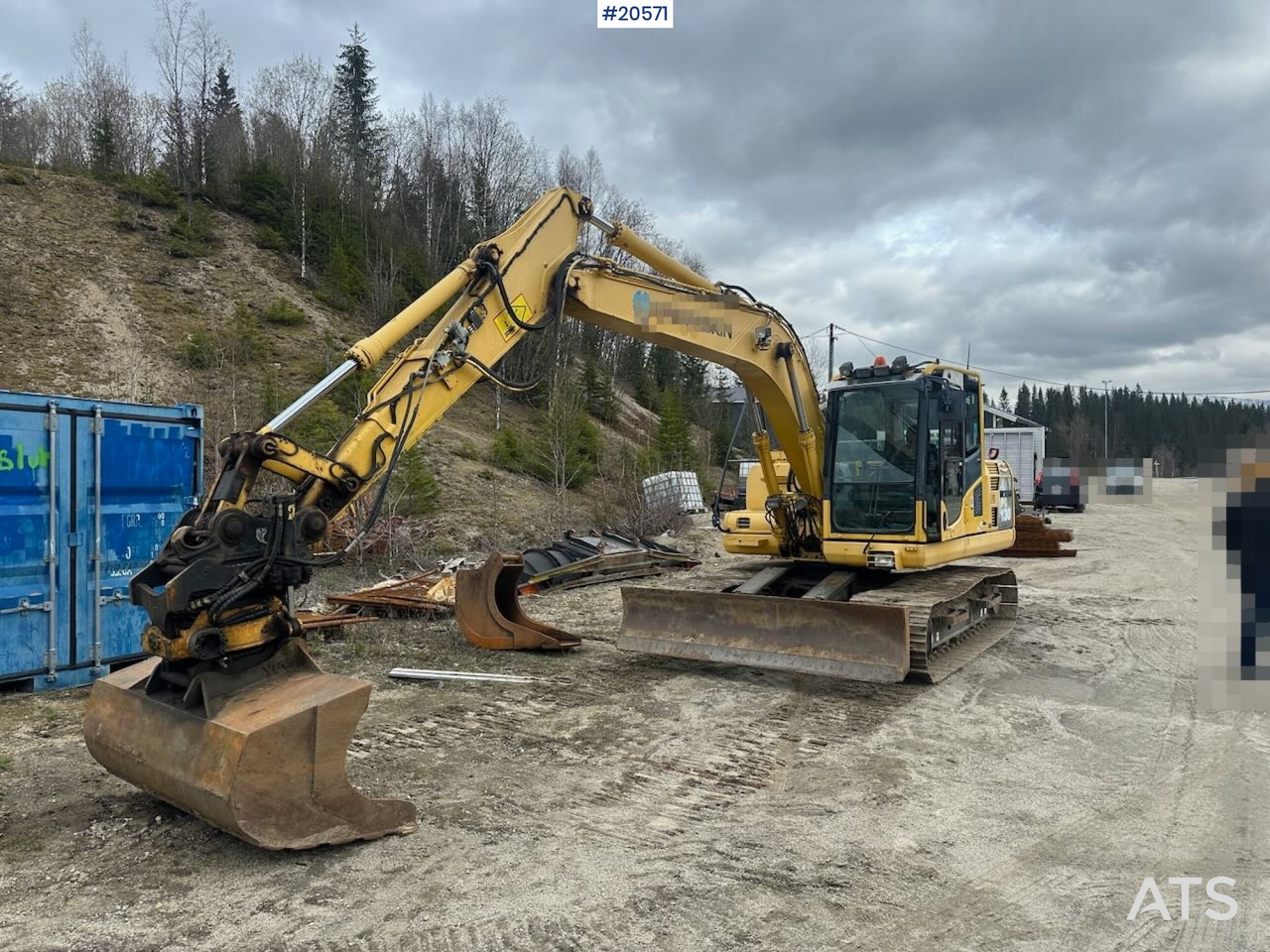 Komatsu PC130-8 - Pelle: photos 1 Komatsu PC130-8 - Pelle: photos 1