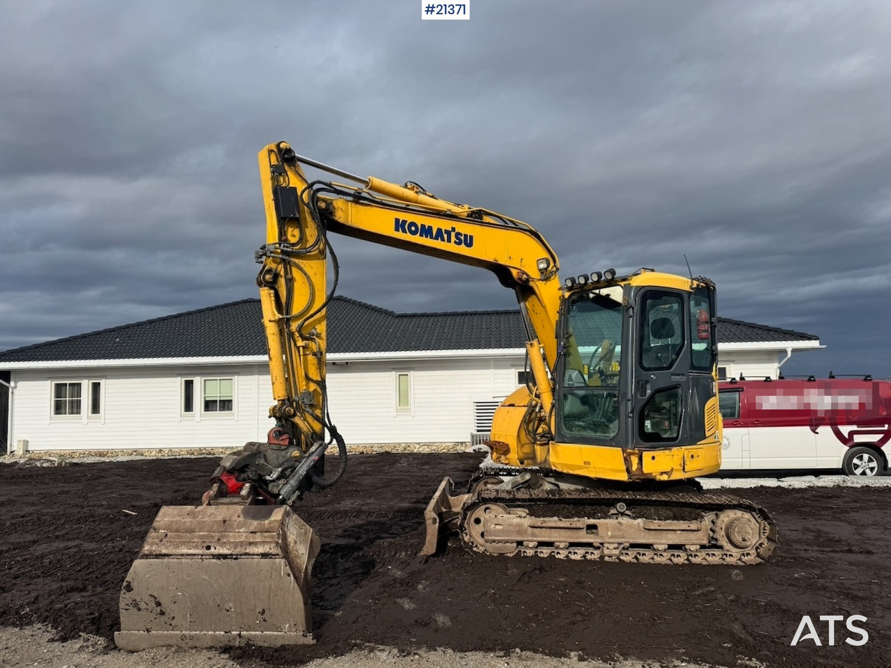 Komatsu PC78US-10 - Pelle sur chenille: photos 1 Komatsu PC78US-10 - Pelle sur chenille: photos 1