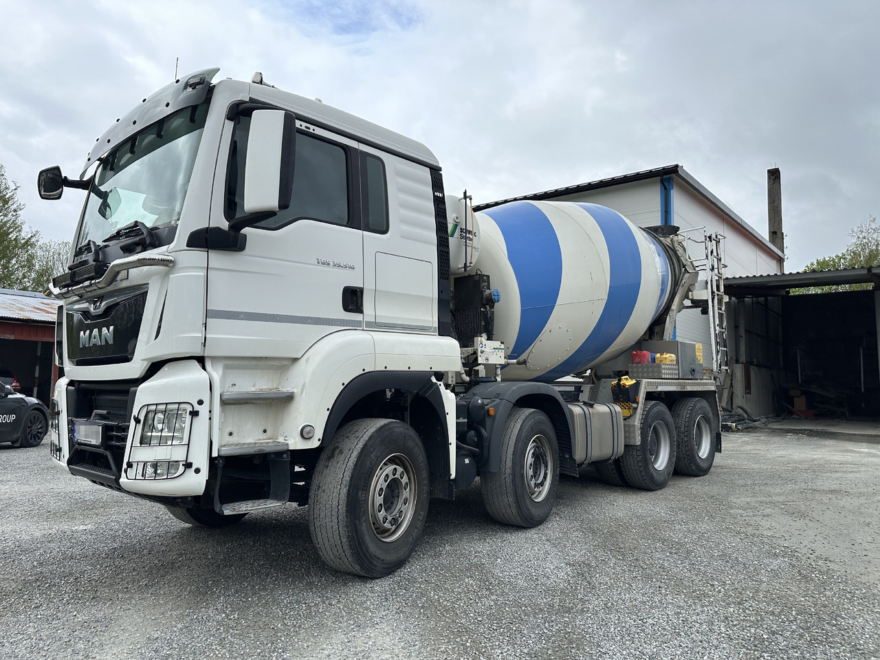 MAN TGS 35.510 8x4 betongbil med 9 meter hydr. renne (gullavtale) - Camion malaxeur: photos 1 MAN TGS 35.510 8x4 betongbil med 9 meter hydr. renne (gullavtale) - Camion malaxeur: photos 1