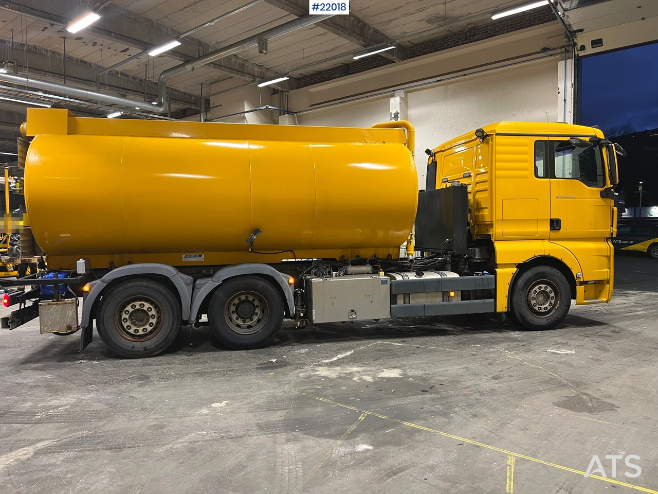 MAN TGX26.480 - Camion citerne: photos 3 MAN TGX26.480 - Camion citerne: photos 3