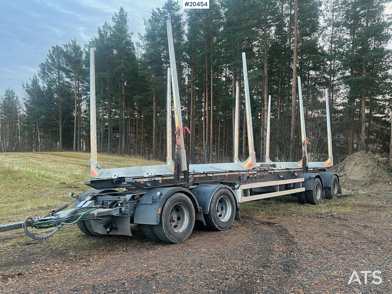 Mjølby Mjøby Tømmerhenger - Remorque grumier: photos 1 Mjølby Mjøby Tømmerhenger - Remorque grumier: photos 1