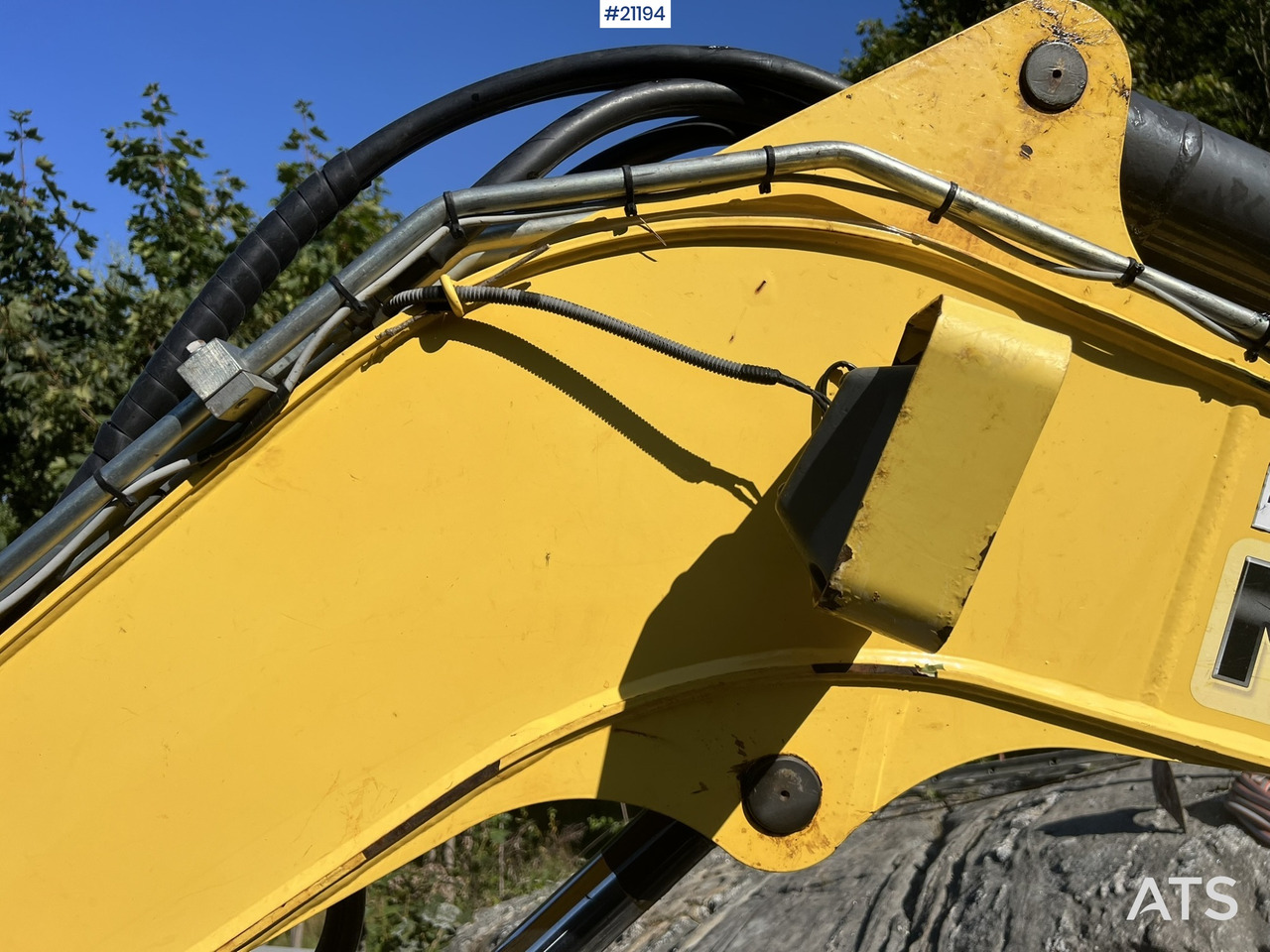 Pelle sur chenille New Holland E55B: photos 11
