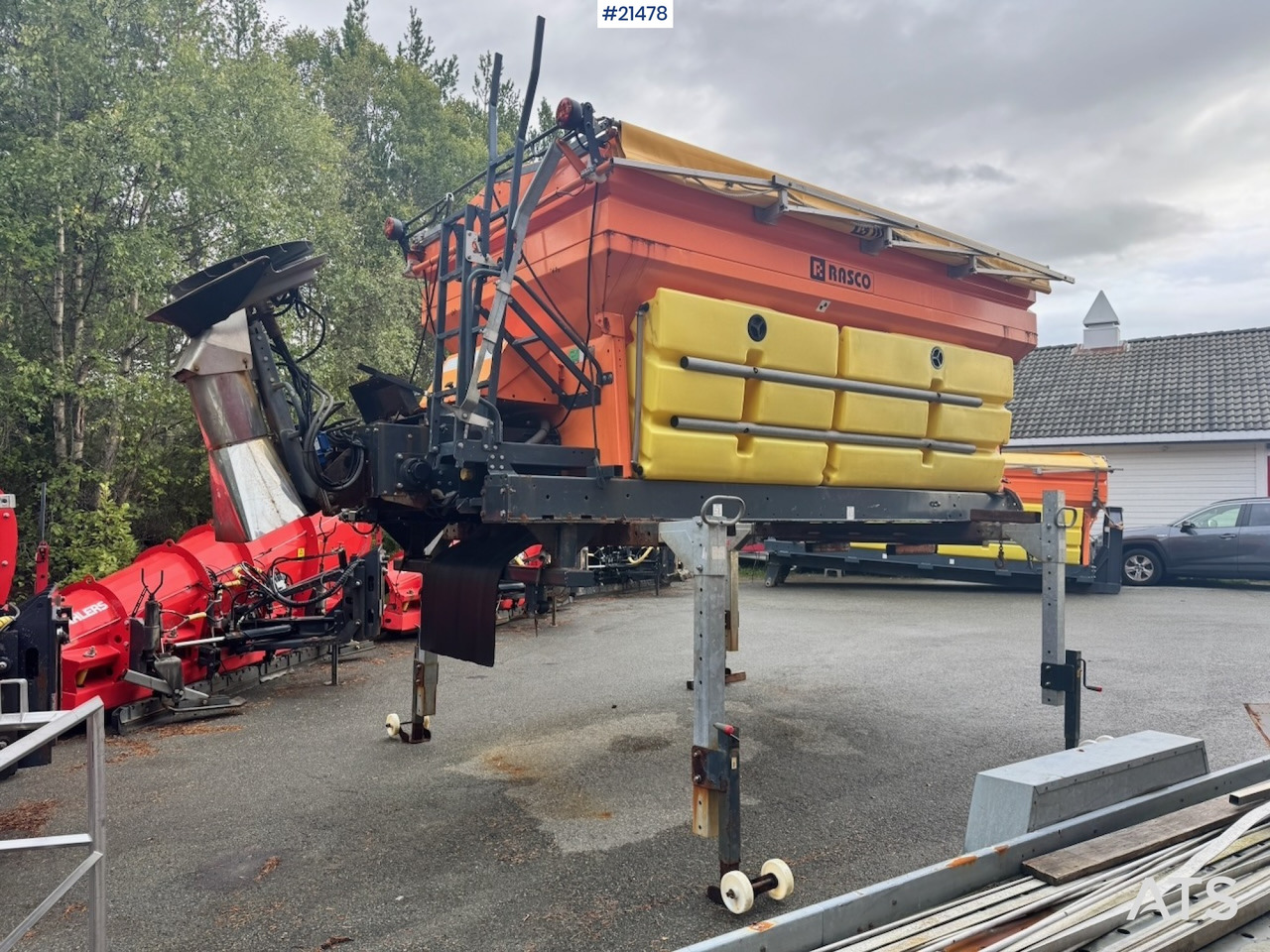 Rasco L4500 - Epandeur de sable: photos 3 Rasco L4500 - Epandeur de sable: photos 3