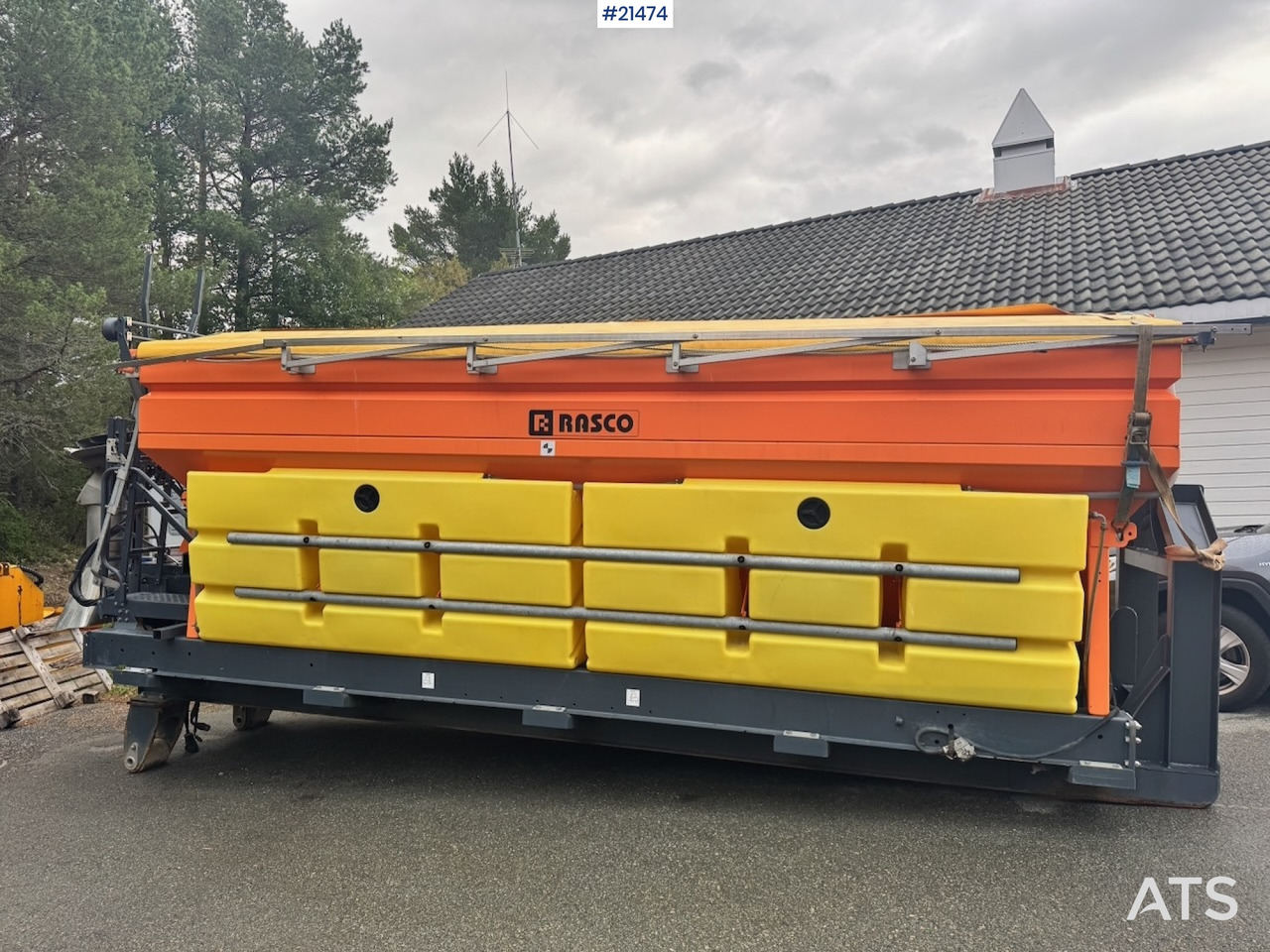 Rasco L5800 - Epandeur de sable: photos 2 Rasco L5800 - Epandeur de sable: photos 2