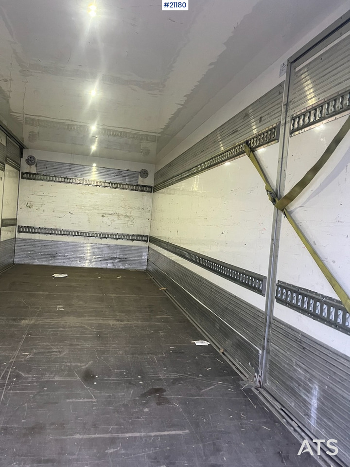 Camion fourgon Scania P250: photos 6