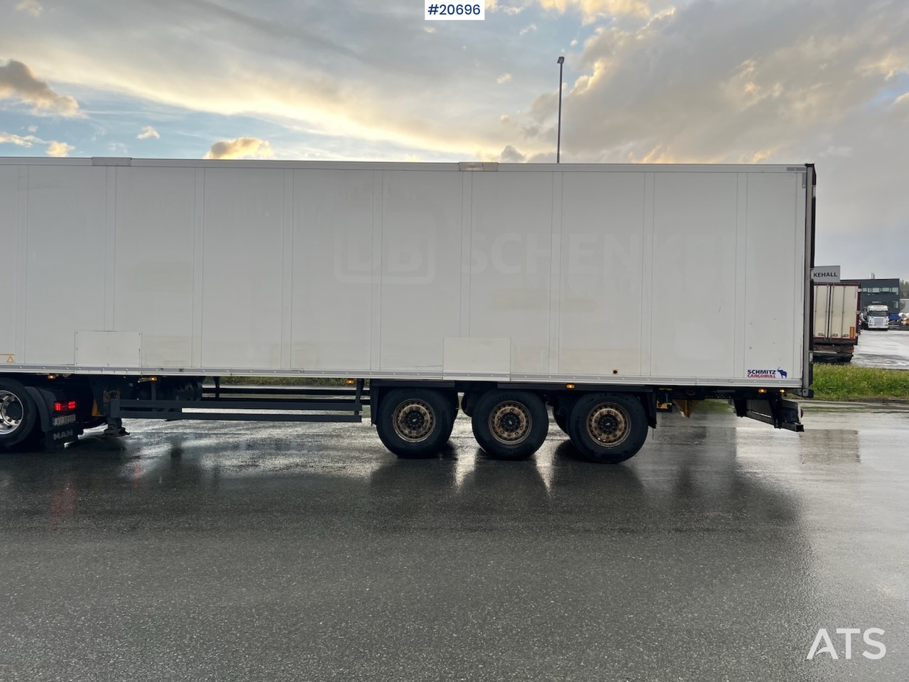 Schmitz thermotralle m/ Ny FRC godkjenning til 6/2028 , bommer, 2 temp soner & ny service - Semi-remorque frigorifique: photos 3 Schmitz thermotralle m/ Ny FRC godkjenning til 6/2028 , bommer, 2 temp soner & ny service - Semi-remorque frigorifique: photos 3