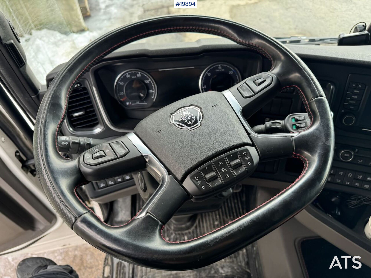 Tracteur routier Scania R590: photos 26