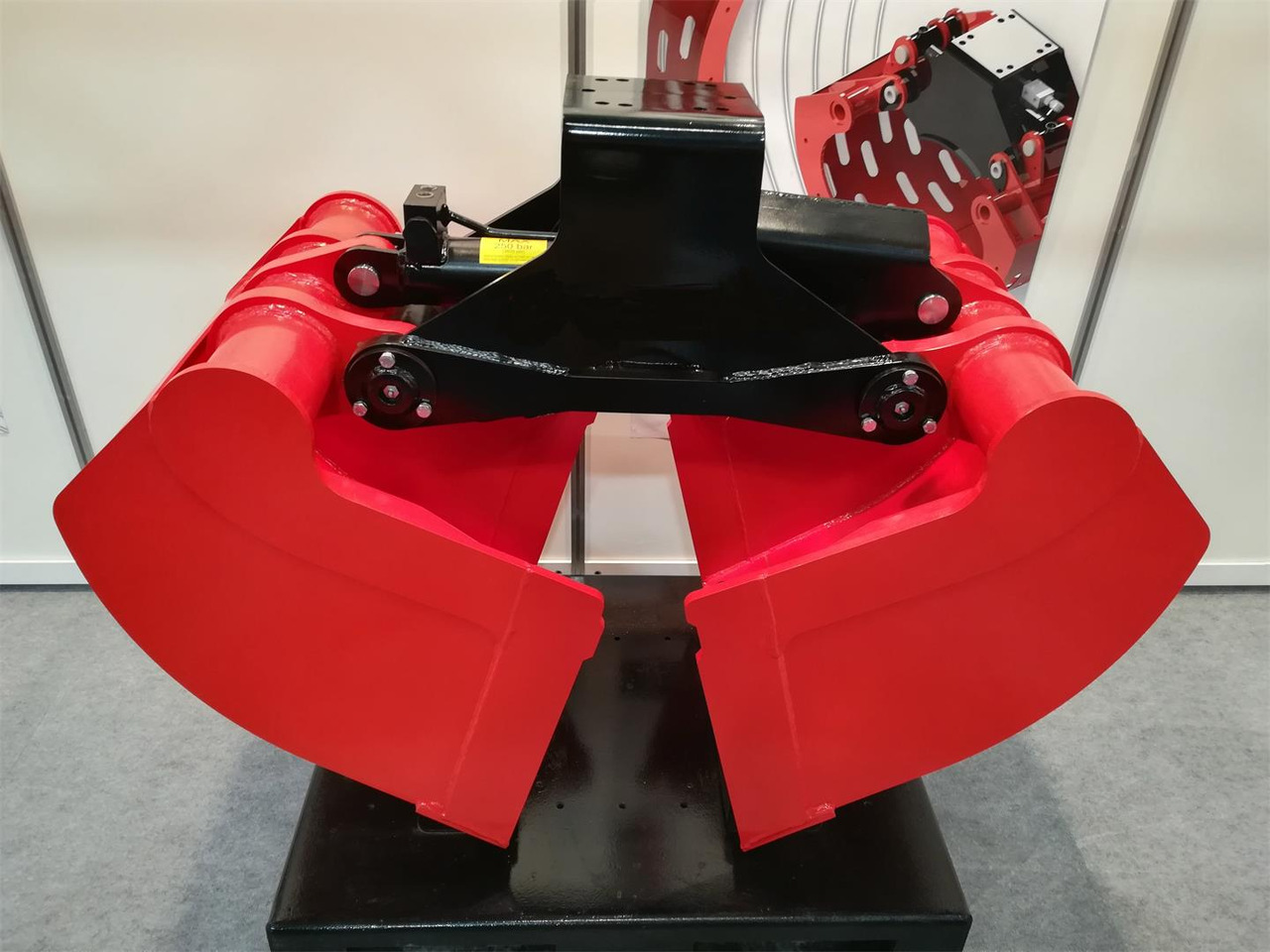 Clamshell bucket for digging BV-M 300 - Benne preneuse pour Grue auxiliaire: photos 2 Clamshell bucket for digging BV-M 300 - Benne preneuse pour Grue auxiliaire: photos 2