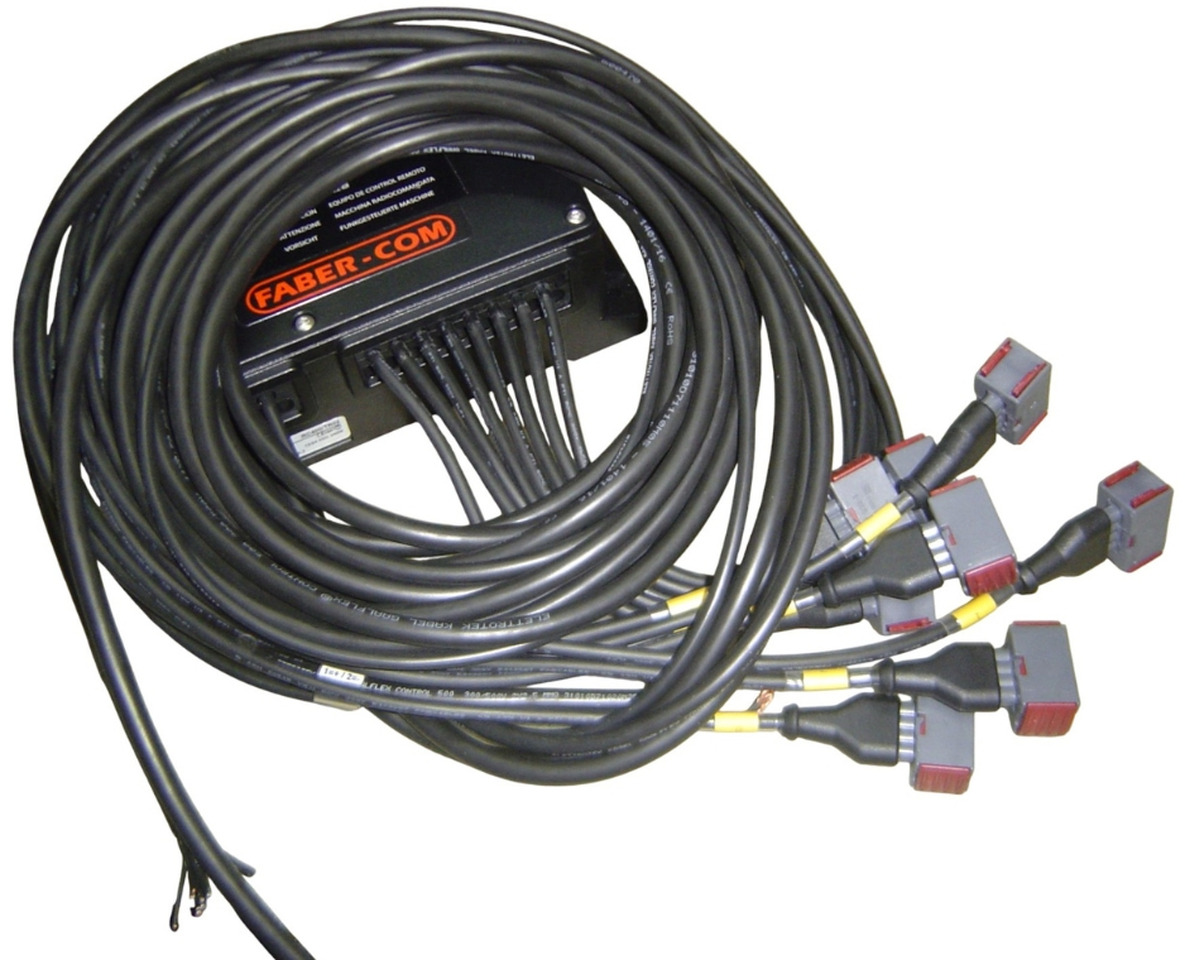 Scanreco RC400 Remote Control – 8 functions RM8-Scanreco - Système électrique pour Grue auxiliaire: photos 3 Scanreco RC400 Remote Control – 8 functions RM8-Scanreco - Système électrique pour Grue auxiliaire: photos 3