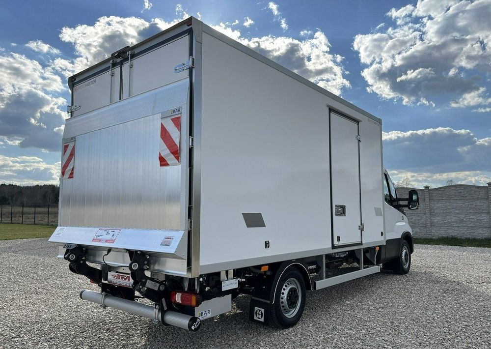 Mercedes-Benz Sprinter - Utilitaire frigorifique: photos 5 Mercedes-Benz Sprinter - Utilitaire frigorifique: photos 5
