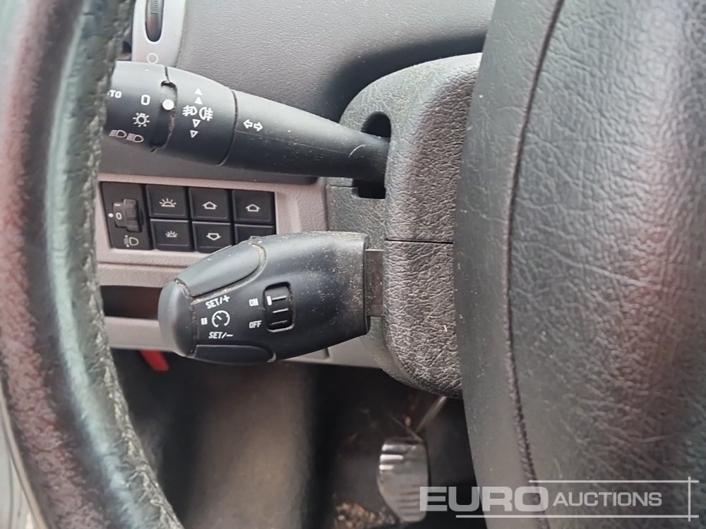 Voiture 2004 Citroen Xsara Picasso: photos 24
