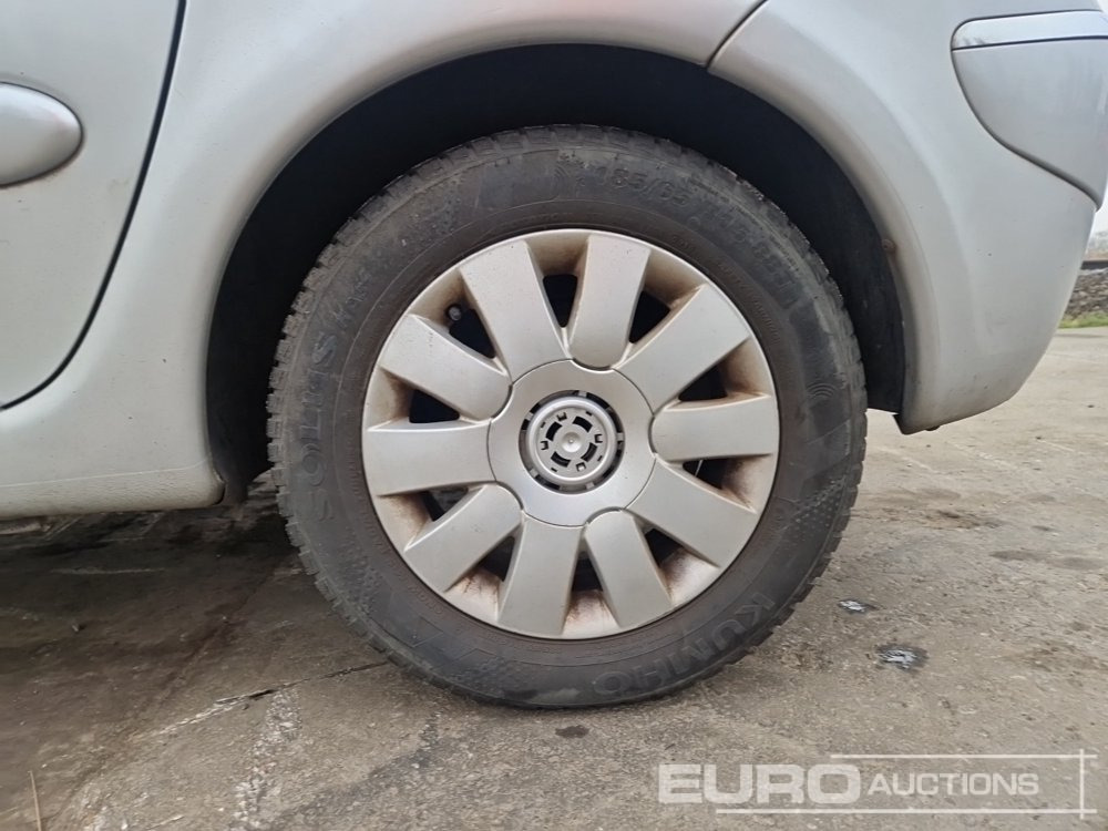 Voiture 2004 Citroen Xsara Picasso: photos 9