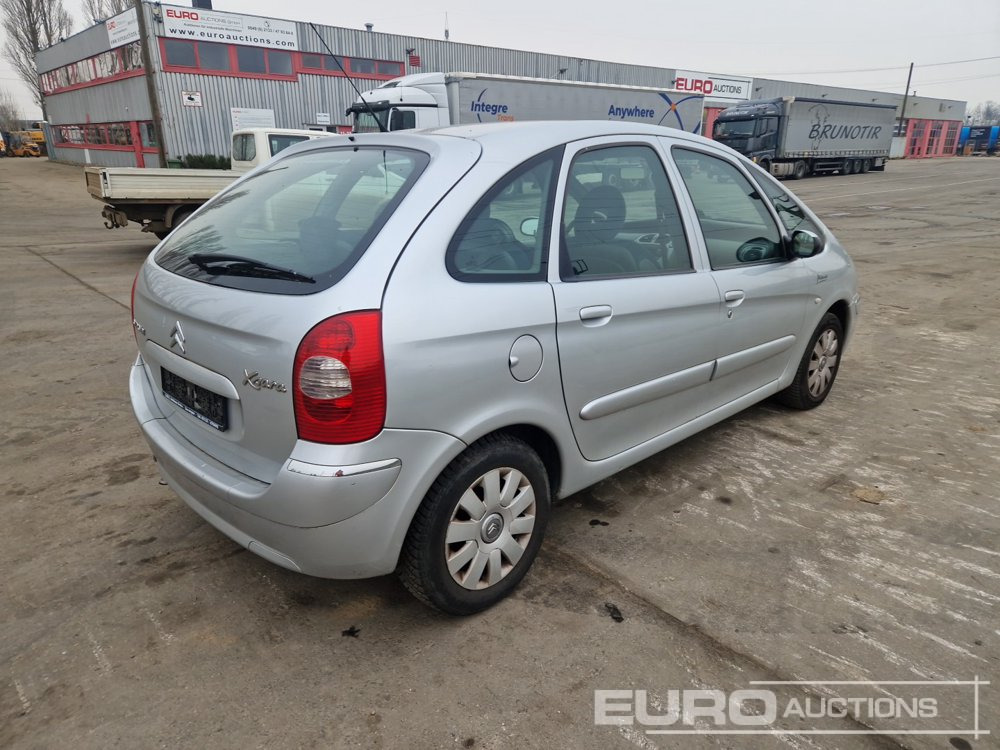 2004 Citroen Xsara Picasso - Voiture: photos 5 2004 Citroen Xsara Picasso - Voiture: photos 5