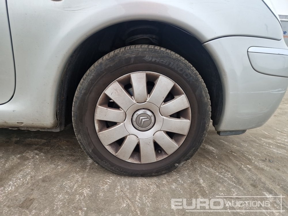 Voiture 2004 Citroen Xsara Picasso: photos 11