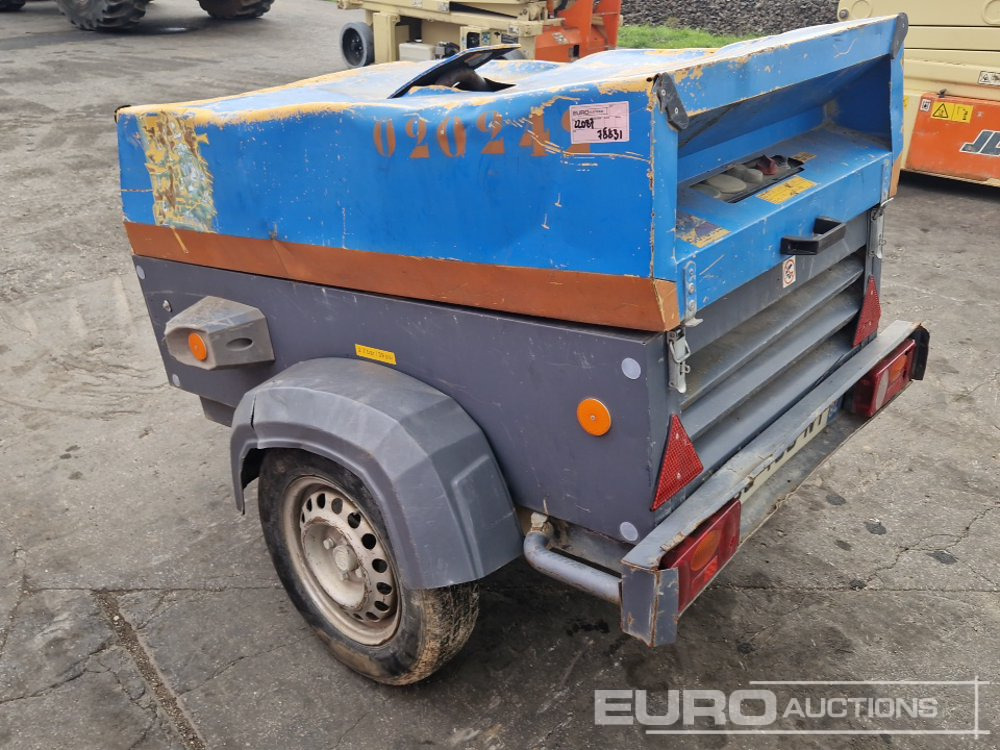 2011 Atlas Copco XAS47KD 92CFM - Compresseur d'air: photos 2 2011 Atlas Copco XAS47KD 92CFM - Compresseur d'air: photos 2