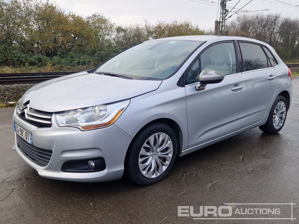 2012 Citreon C4 - Voiture: photos 1 2012 Citreon C4 - Voiture: photos 1