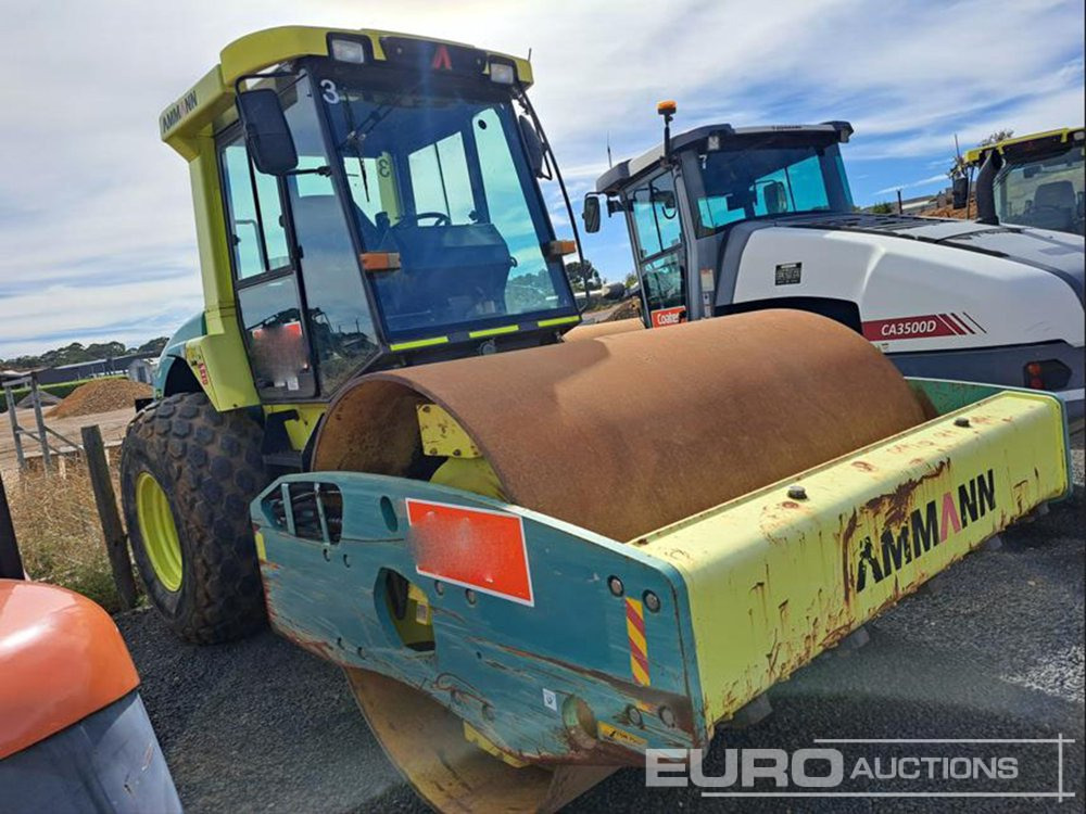 2015 Ammann ASC110D - Compacteur: photos 3 2015 Ammann ASC110D - Compacteur: photos 3