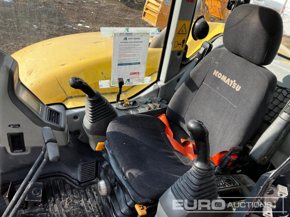 2015 Komatsu PC80MR-3 - Mini pelle: photos 5 2015 Komatsu PC80MR-3 - Mini pelle: photos 5