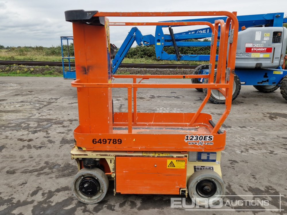2016 JLG 1230ES - Nacelle: photos 5 2016 JLG 1230ES - Nacelle: photos 5