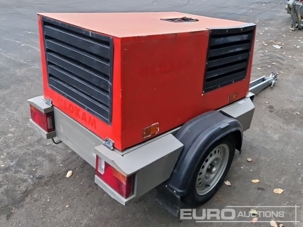 2016 Kaeser M20 70CFM - Compresseur d'air: photos 3 2016 Kaeser M20 70CFM - Compresseur d'air: photos 3