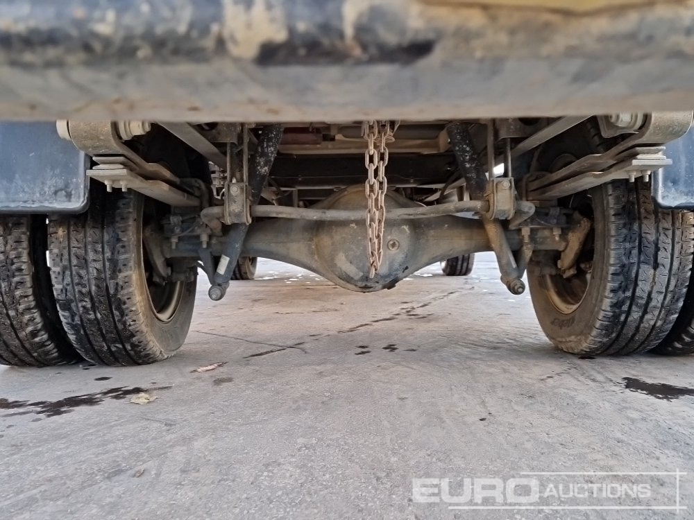 Utilitaire benne 2017 Nissan NT400: photos 13