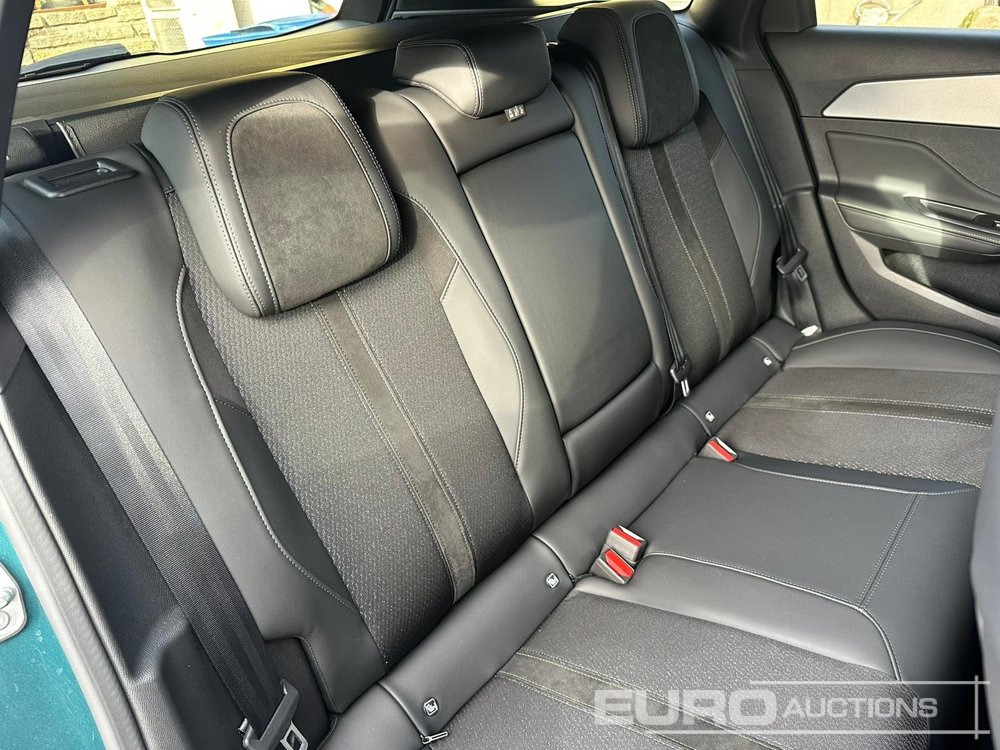 Voiture 2024 Peugeot 308SW: photos 13