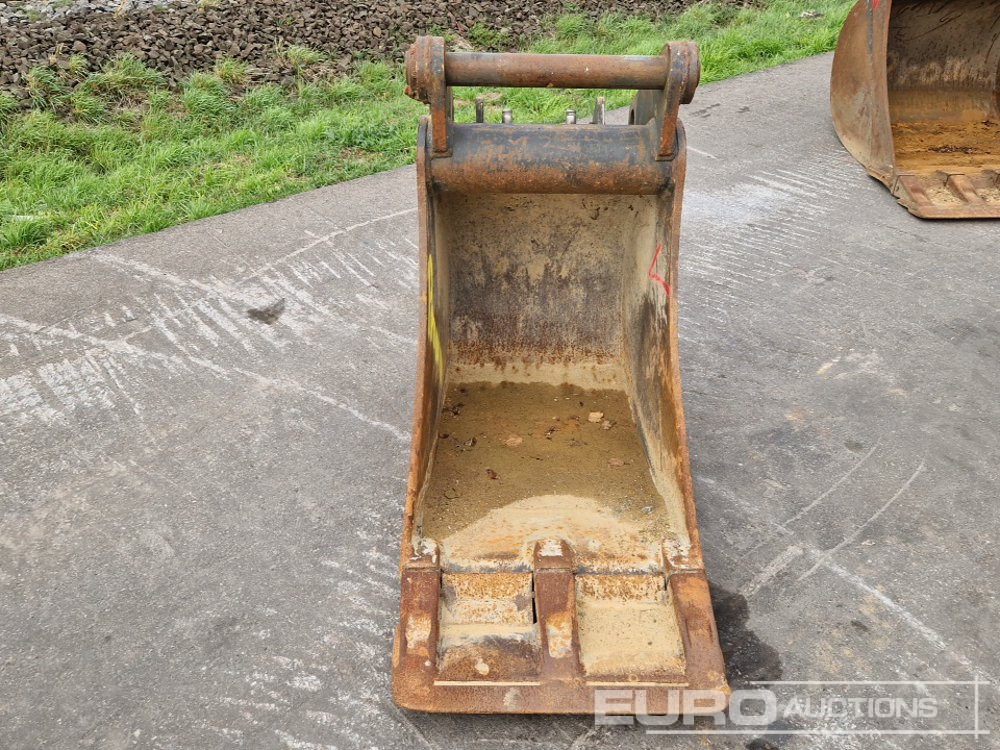 26" Digging Bucket to suit Liebherr A914 - Godet: photos 5 26" Digging Bucket to suit Liebherr A914 - Godet: photos 5