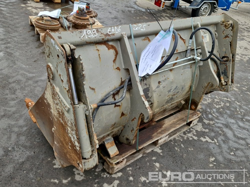 4in1 Bucket to suit Volvo L30G - Godet: photos 2 4in1 Bucket to suit Volvo L30G - Godet: photos 2