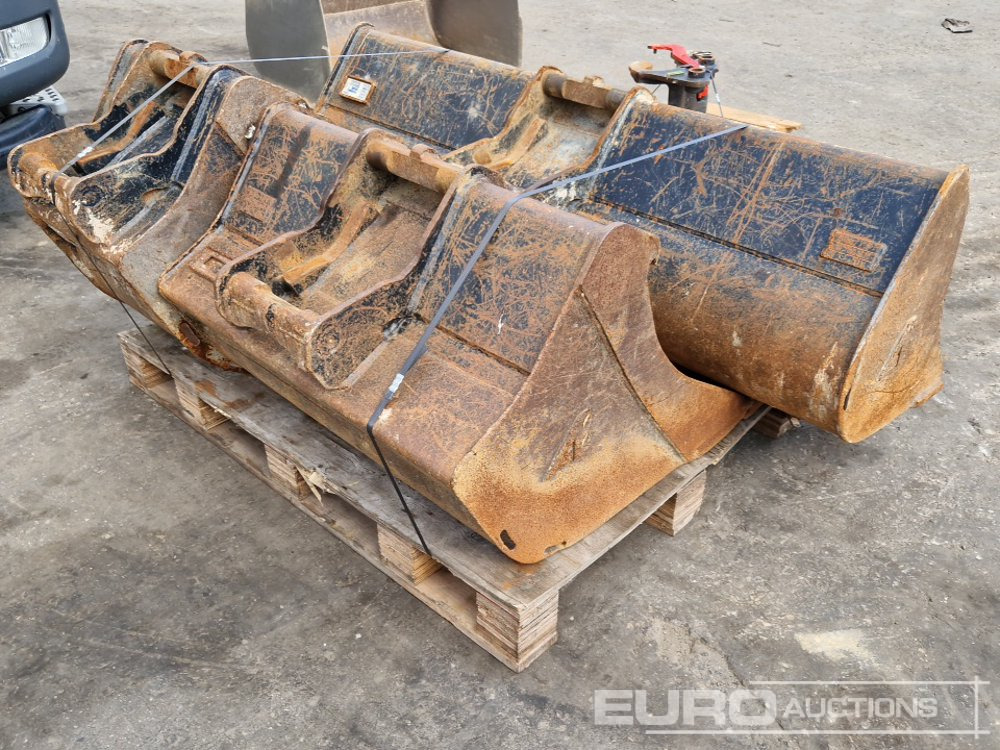 60" Ditching, 32", 16" Digging Buckets to suit ARDEN QA10 - Godet: photos 3 60" Ditching, 32", 16" Digging Buckets to suit ARDEN QA10 - Godet: photos 3
