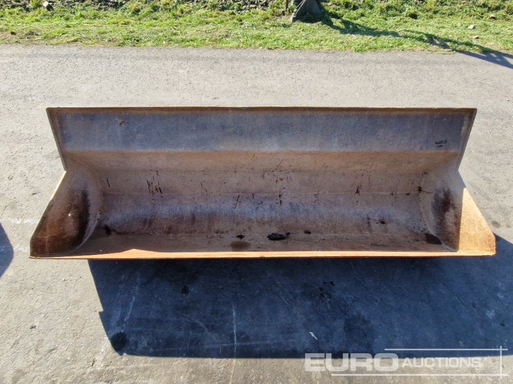 88" Bucket to suit Mecalac Excavatoor - Godet: photos 5 88" Bucket to suit Mecalac Excavatoor - Godet: photos 5