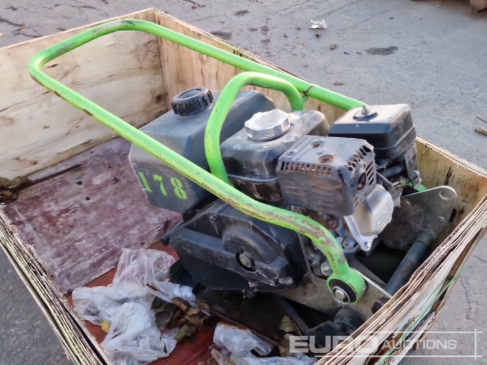 Ammann AVP1240BH - Plaque vibrante: photos 1 Ammann AVP1240BH - Plaque vibrante: photos 1