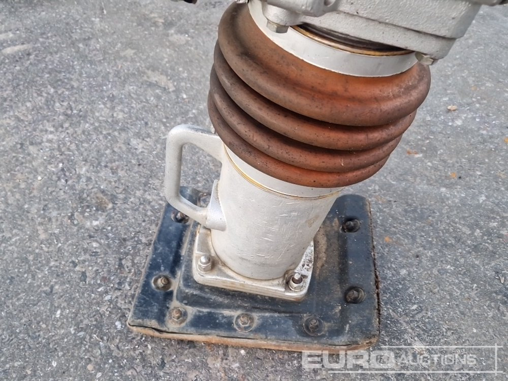 Bomag BT65/4 - Travaux routiers: photos 5 Bomag BT65/4 - Travaux routiers: photos 5