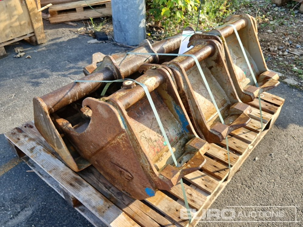 Bucket Set, ARDEN to suit 2-5 Ton Excavator (4 of) - Godet: photos 4 Bucket Set, ARDEN to suit 2-5 Ton Excavator (4 of) - Godet: photos 4