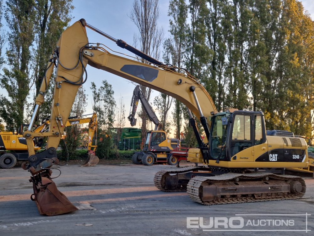 CAT 324D - Pelle sur chenille: photos 1 CAT 324D - Pelle sur chenille: photos 1
