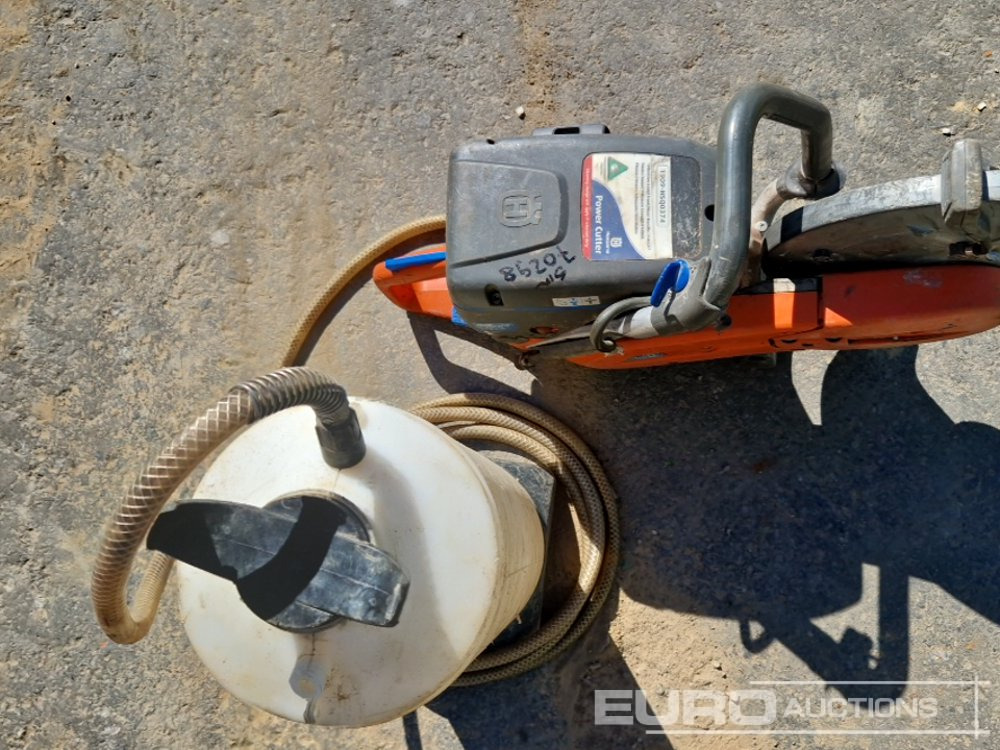 Husqvarna K770 Handheld Quickcut Saw with Water Sprayer - Travaux routiers: photos 3 Husqvarna K770 Handheld Quickcut Saw with Water Sprayer - Travaux routiers: photos 3