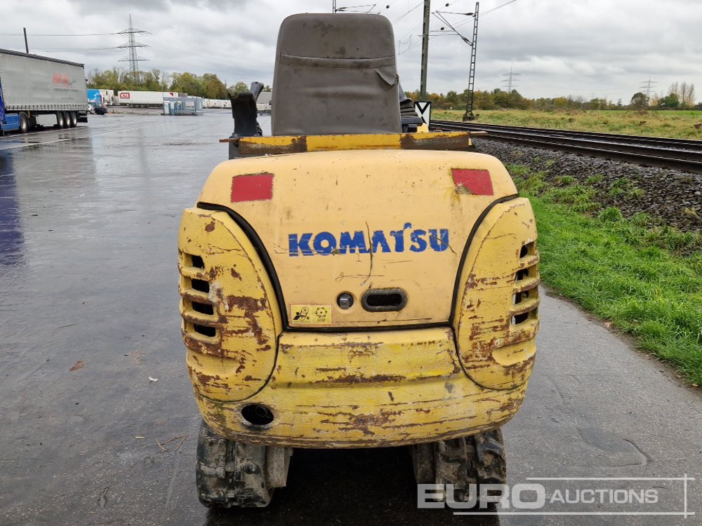 Komatsu PC12R-8 - Mini pelle: photos 4 Komatsu PC12R-8 - Mini pelle: photos 4
