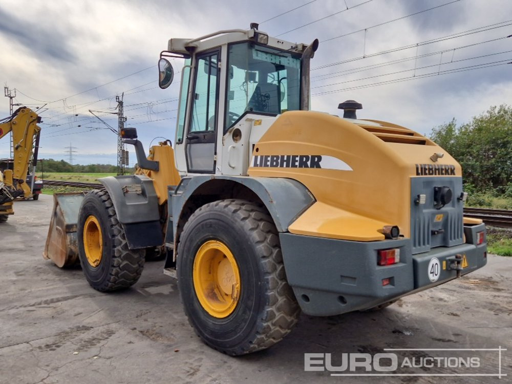 Liebherr L538 - Chargeuse sur pneus: photos 3 Liebherr L538 - Chargeuse sur pneus: photos 3