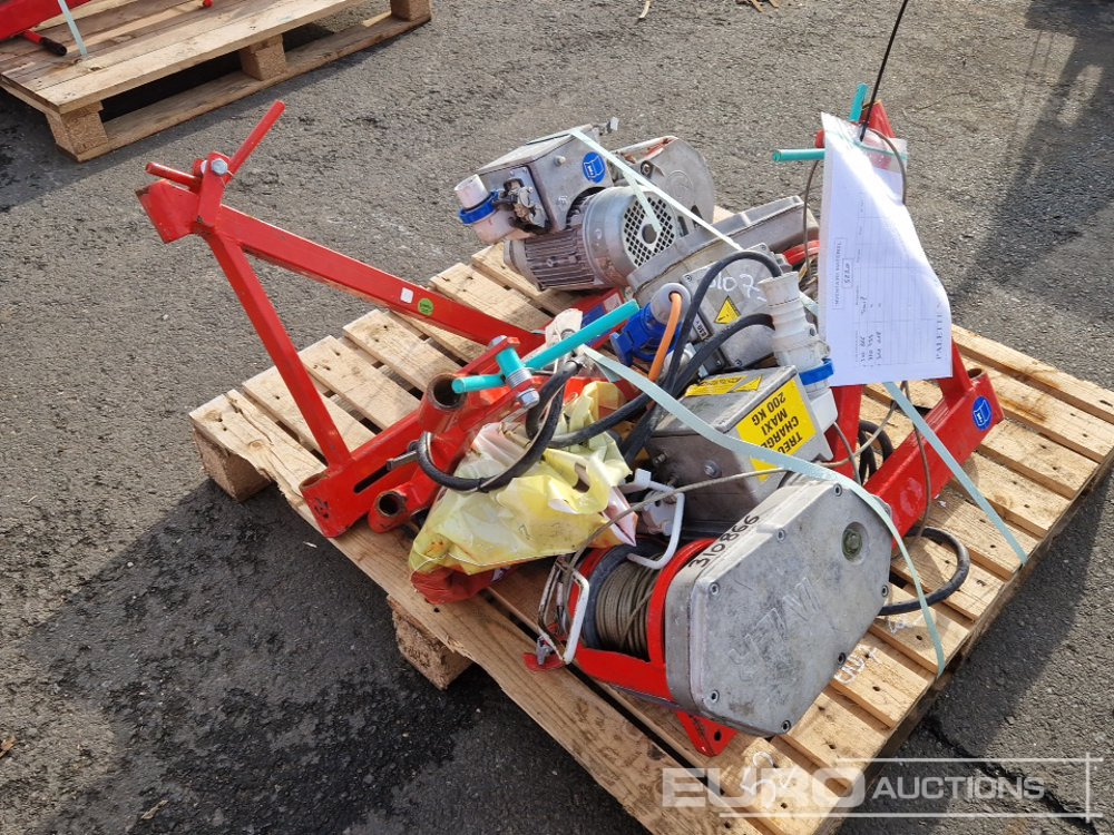 Winches (3 of) - Matériel de manutention: photos 4 Winches (3 of) - Matériel de manutention: photos 4
