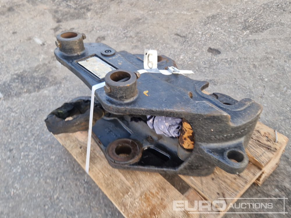 Quick Hitch to suit 45mm Pin - Attache rapide: photos 4 Quick Hitch to suit 45mm Pin - Attache rapide: photos 4