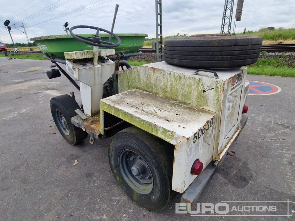 Ride on Spreader - Distributeur d'engrais: photos 3 Ride on Spreader - Distributeur d'engrais: photos 3