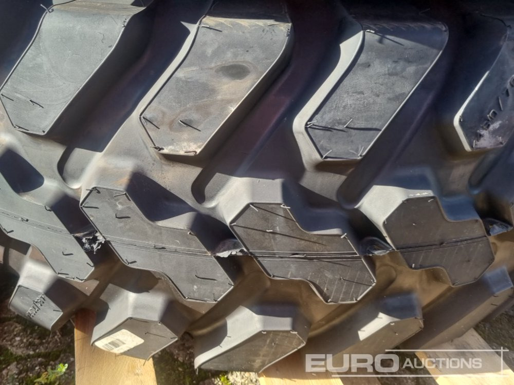 Unused Firestone 460/70R24 Tyre & Rim (2 of) - Pneu: photos 5 Unused Firestone 460/70R24 Tyre & Rim (2 of) - Pneu: photos 5