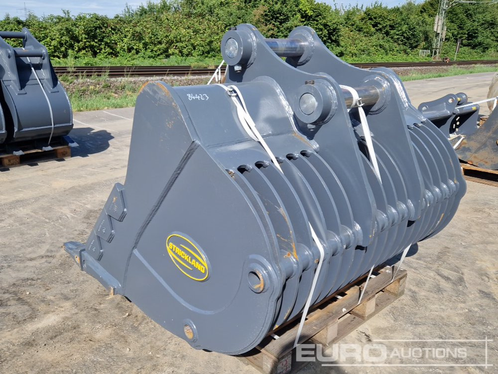 Unused Strickland 60" Skeleton Bucket, 80mm Pin to suit Komatsu PC210 - Godet: photos 2 Unused Strickland 60" Skeleton Bucket, 80mm Pin to suit Komatsu PC210 - Godet: photos 2